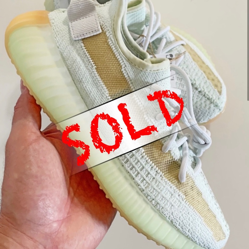 ❌SOLD🎁Yeezy Boost 350 v2 Hyperspace. M6.5 W 7.5